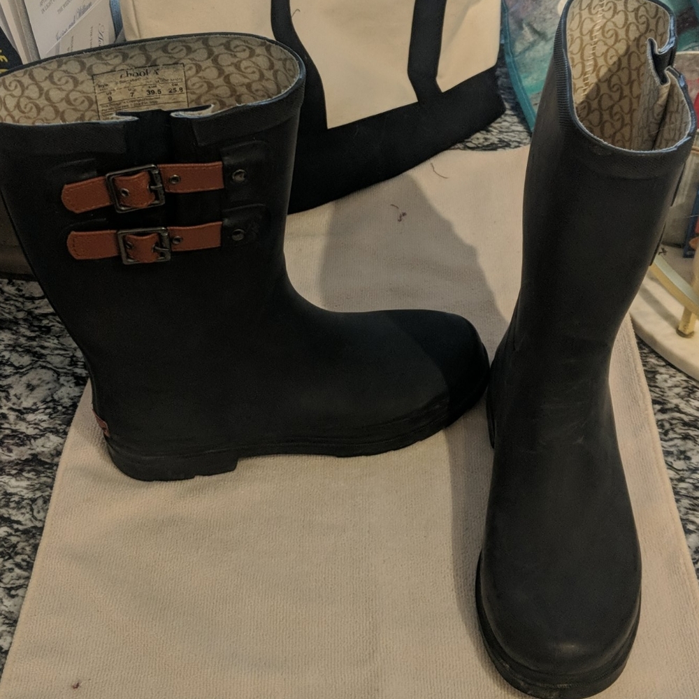 Chooka Mid Calf Black Rain Boots